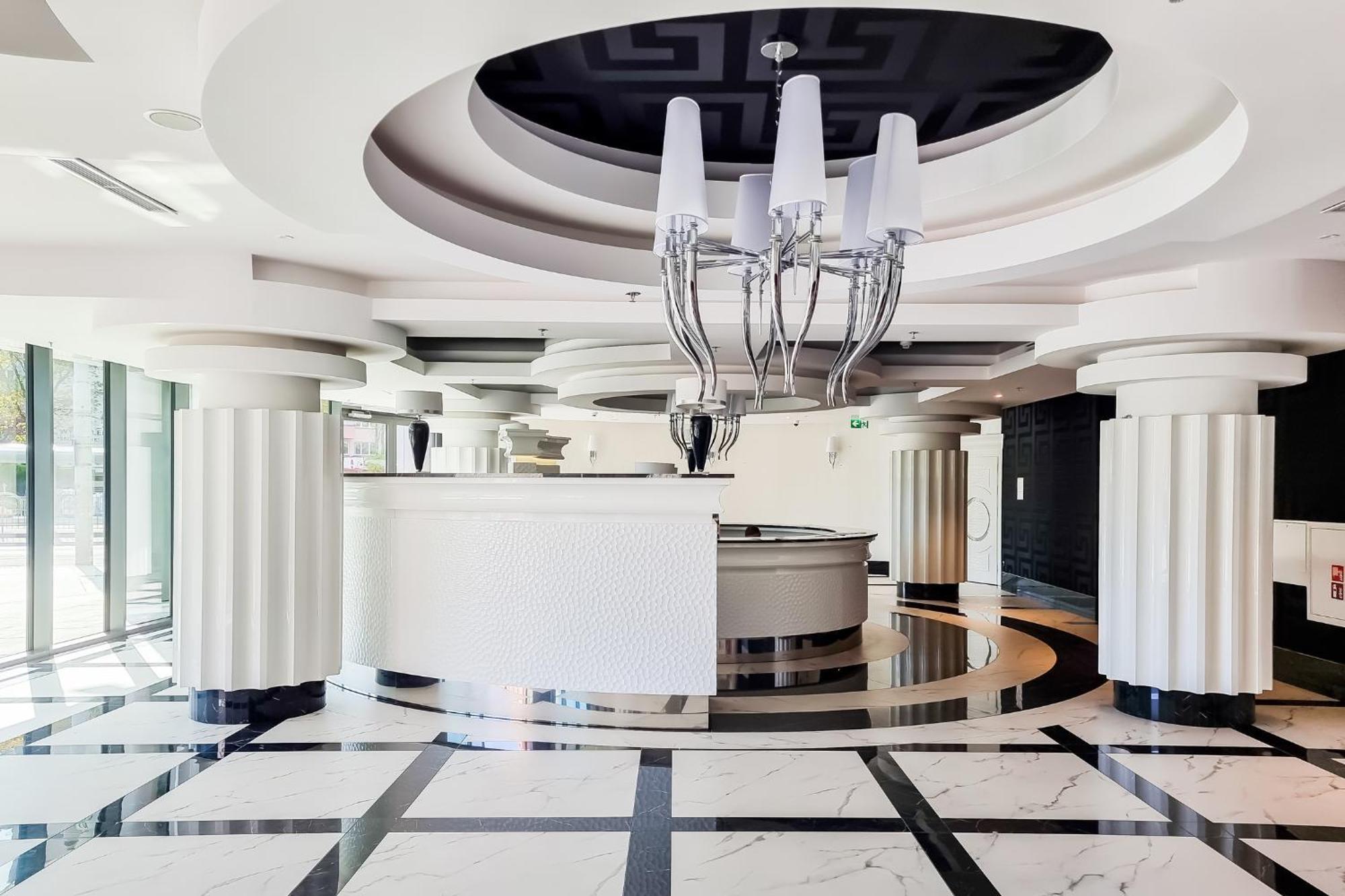 Hanza Tower Apartment No 628 - 6Th Floor, Balcony, Swimming Pool ชเตชชิน ภายนอก รูปภาพ