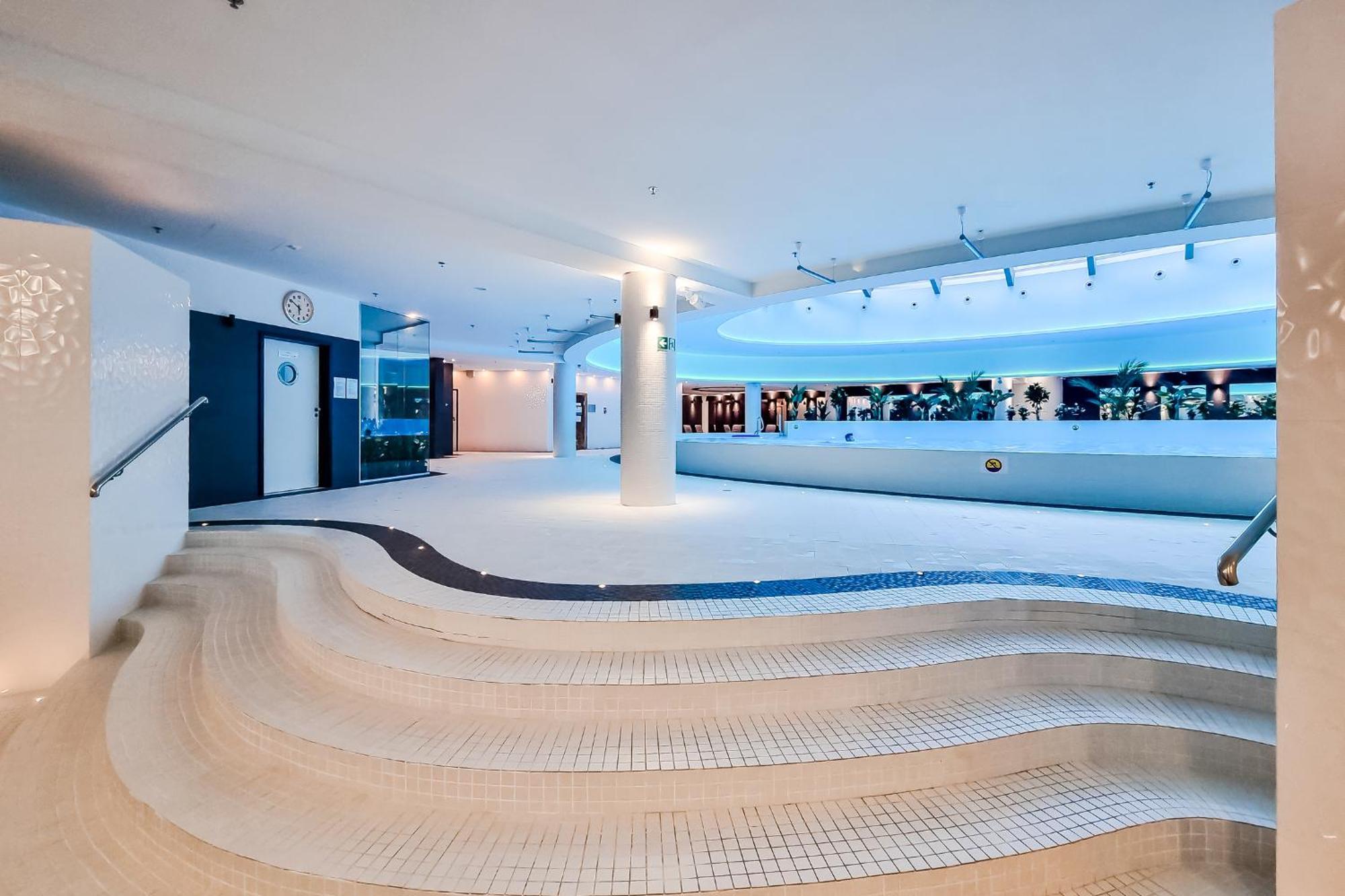 Hanza Tower Apartment No 628 - 6Th Floor, Balcony, Swimming Pool ชเตชชิน ภายนอก รูปภาพ